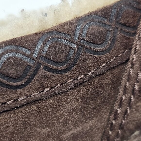 UGG 1757 Bettey Brown Leather Suede Slip On Sheepskin Inside Lined Mocs Shoes 9 - Picture 8 of 16